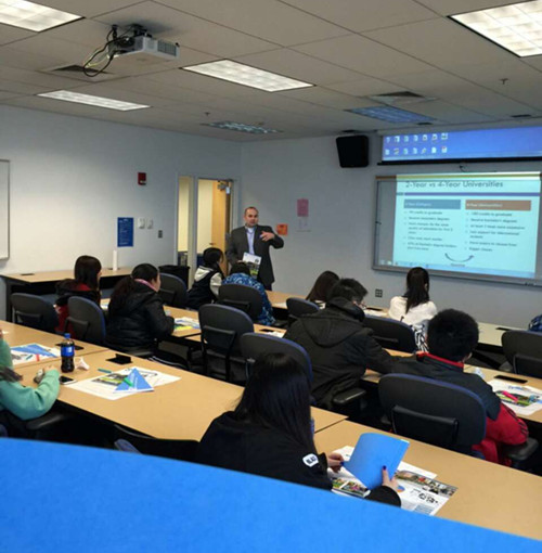 力邁打造強大的師資隊伍