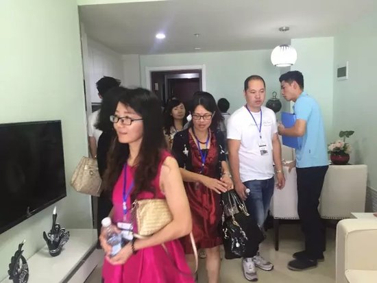 北大EMBA校友企業家走進威海東方新天地