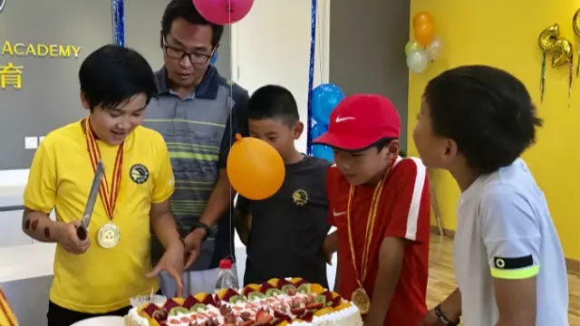 ɡʯRP۵χHWУwnʼ