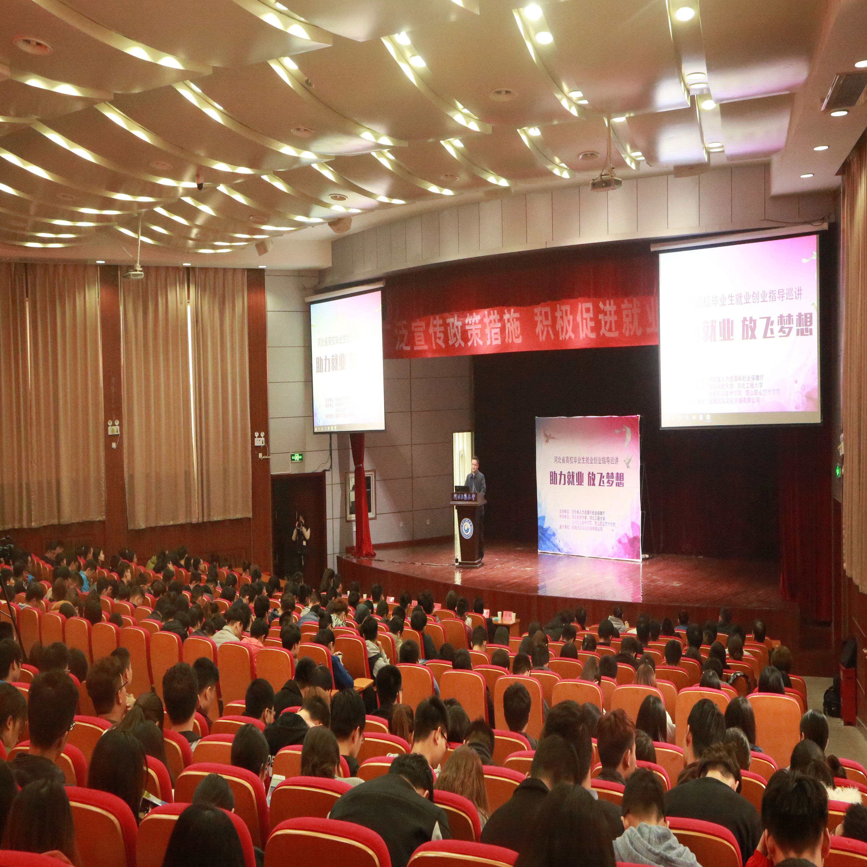 蚌埠醫學院一附院獲學校第七屆大學生臨床技能競賽團體一等獎第一名