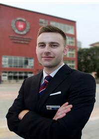 力邁中美國際學校外教老師Robin