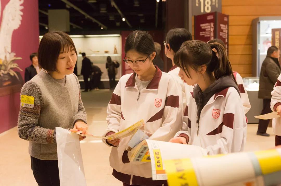 北京愛迪學生受邀“紫禁城里過大年”