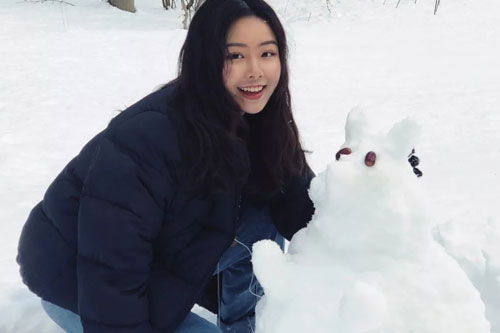 中育貝拉國際高中