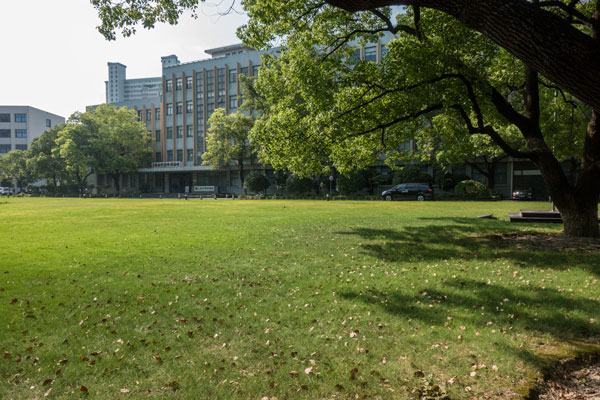 成都信息工程大學銀杏酒店管理學院怎么樣?