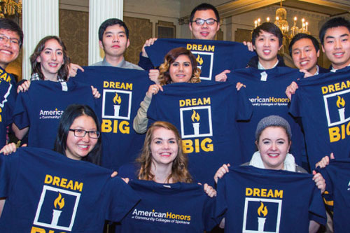 中育貝拉國際高中