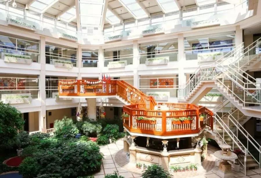 北京明誠外國語學校