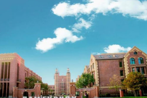 黑利伯瑞國(guó)際學(xué)校