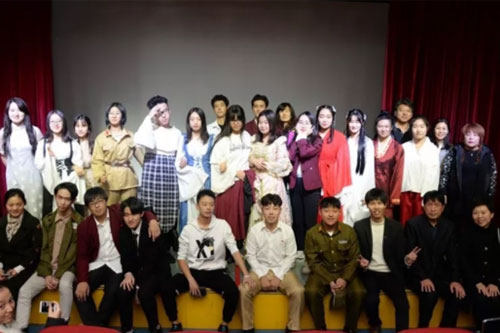 北京中加學(xué)校