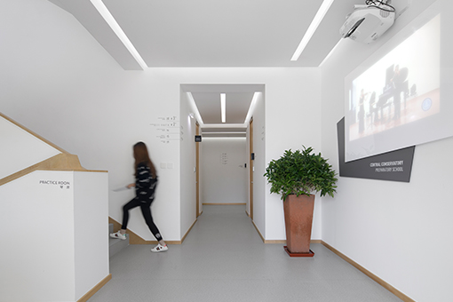 中央音樂(lè)學(xué)院鼎石實(shí)驗(yàn)學(xué)校