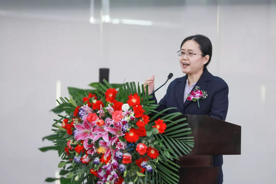 ଎УLIWԺ̌WָίT಩ʿͬlƽW̲