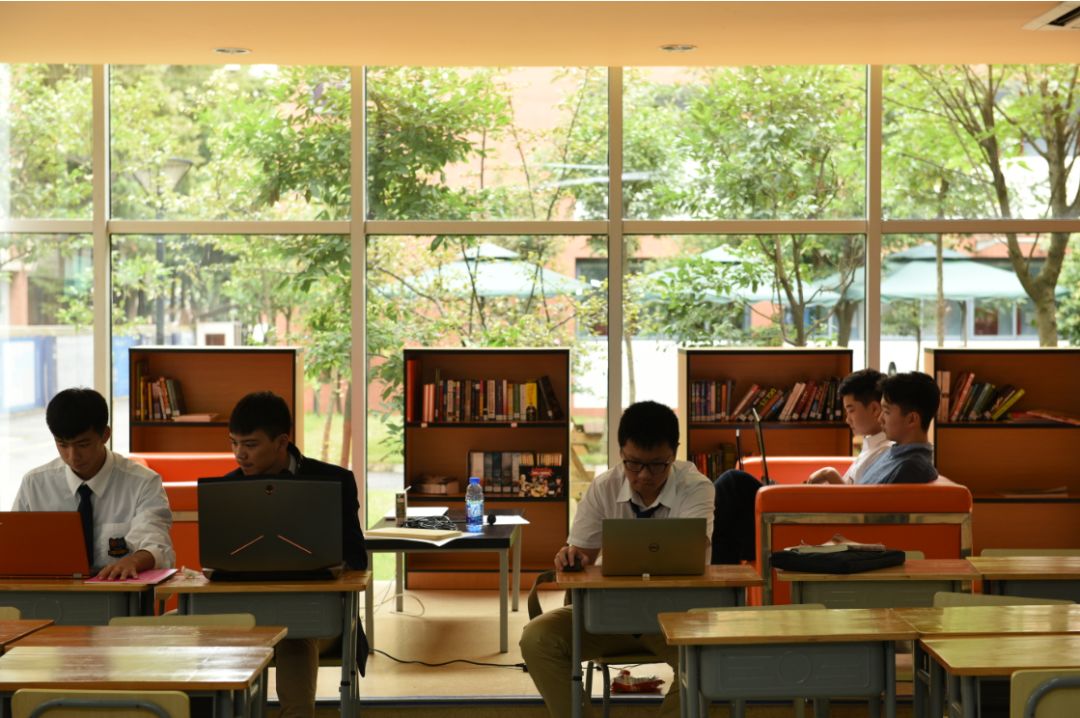 牛津國際公學成都學校