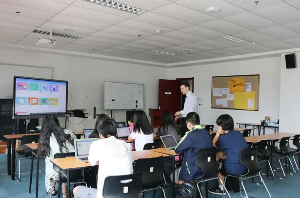 青島博格思加州學校