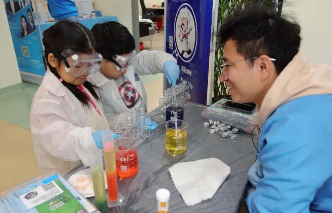 青苗國(guó)際雙語(yǔ)學(xué)校