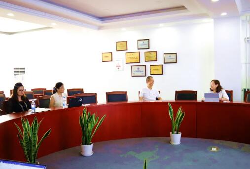 力邁中美國際學(xué)校