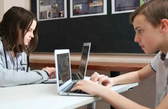 青苗國際雙語學校