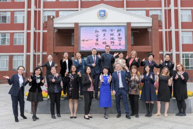 新東方國際雙語學校師資