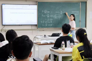 北京明誠外國語學(xué)校黃石學(xué)院課程體系