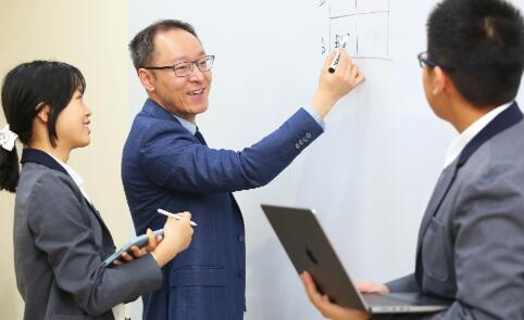 青苗國際雙語學校