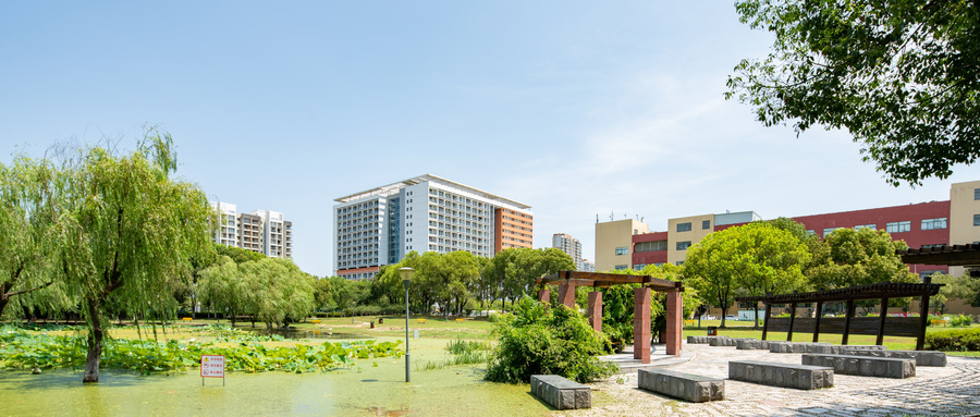 吉林白城高考200分上什么學校