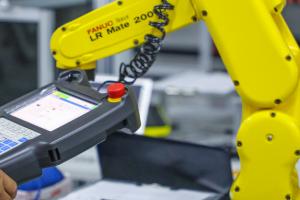 中職學(xué)校工業(yè)機(jī)器人技術(shù)專業(yè)學(xué)什么?