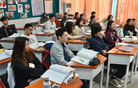 中育貝拉國際高中日本班