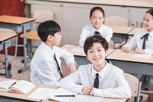 北京愛迪國際學校小學課程表