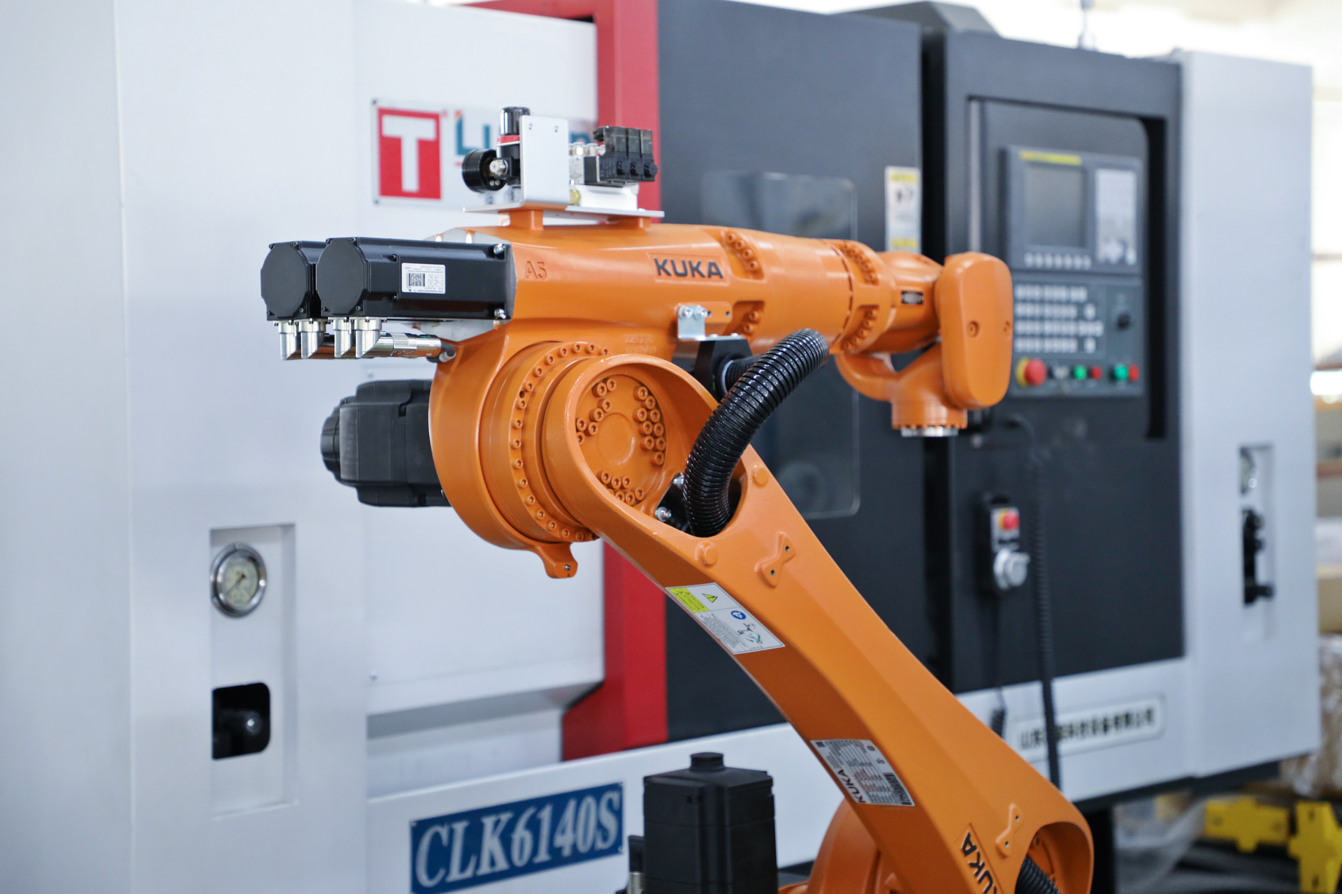 工業(yè)機器人專業(yè)專科畢業(yè)學(xué)位類型是什么?