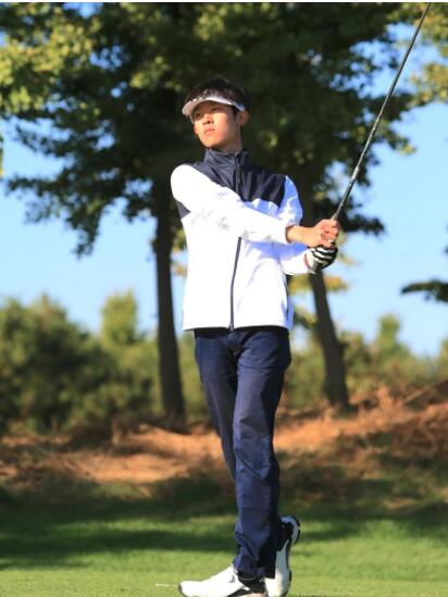 北京市私立匯佳學校高爾夫隊員5.jpg