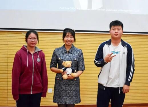 香港中文大學教授到訪北京四中國際課程佳蓮校區分享會精彩圖片7.jpg