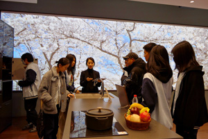 北京市實驗外國語學校開展社會實踐活動:行路天下,走進科技文明發(fā)展