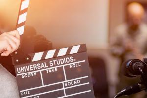 開設廣播電視編導專業(yè)大專學校有哪些?