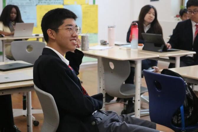 北京德閎學校中學課堂2