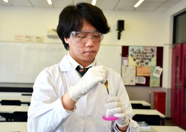 天津黑利伯瑞國際學校優秀畢業生9