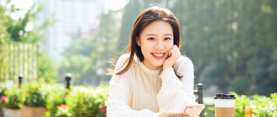 廣東省擁有眾多優秀的高校,其中不乏一些在旅游管理領域脫穎而出的學府。本文將深入研究廣東地區的旅游管理專業學校,探討其獨特之處以及為學生提供的豐富學術和實踐機會。 華南理工大學 作為廣東省一所知名的綜合性大學,華南理工大學在旅游管理領域也展現了強大的實力。該校設有專業的旅游管理學院,致力于培養學生在旅游業中的管理和創新能力。 廣東海洋大學 廣東海洋大學以其獨特的海洋資源為依托,為學生提供了在旅游管理領域開展深度學習和實踐的機會。學生有機會參與海洋旅游規劃和管理等方面的項目,拓寬他們的專業視野。 廣州華商學院 廣州華商學院注重將旅游管理與商業相結合,培養學生在旅游產業中的市場洞察力和商業智慧。學院擁有一支經驗豐富的教師團隊,為學生提供全面的專業培養。 廣州科技職業技術大學 廣州科技職業技術大學致力于培養旅游管理領域的實用型人才。學校注重學生的實踐能力培養,通過實地考察和實習等方式,錘煉學生在實際工作中所需的技能。 廣州航海學院 廣州航海學院的旅游管理專業注重培養學生的服務意識和管理能力。學生將通過專業課程和實踐項目,深入了解旅游業的運作機制,并掌握行業內最新的發展動態。 五邑大學 五邑大學在旅游管理領域設有多個相關專業,為學生提供了廣泛的選擇。學校注重理論與實踐相結合,培養學生全面發展的能力,使他們在職業生涯中更具競爭力。 廣東培正學院 廣東培正學院的旅游管理專業以其實用性和適應性而著稱。學校強調學生的綜合素質培養,為他們提供與旅游行業專業人士互動的機會,加強實際操作技能。 嘉應學院 嘉應學院的旅游管理專業注重培養學生的創新和實踐能力。學生將在學科知識的基礎上,通過實際項目的參與,提高解決問題的能力,為將來的職業生涯做好準備。 湛江科技學院 湛江科技學院致力于為學生提供多樣化的學科體驗,為他們在旅游管理領域發展奠定堅實基礎。學校注重學生的綜合素質培養,為他們的職業發展提供全方位的支持。 廣州商學院 廣州商學院的旅游管理專業融合了商業管理和旅游業的實際需求。學生將在學校學到的理論知識基礎上,通過實踐活動,提高在實際工作中的適應性和領導力。 廣東地區的旅游管理專業學校在培養學生的實際操作能力、行業洞察力以及創新精神方面都具備獨特的優勢。選擇適合自己特長和興趣的學府,將有助于學生成為旅游業中的杰出人才。希望此篇文章能夠為有意向從事旅游管理專業的學生提供一些建議和參考。 推薦閱讀 山東旅游管理專業學校有哪些?