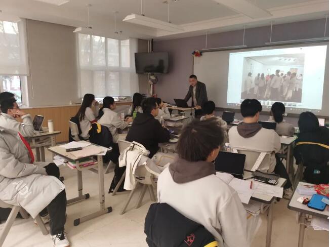 北京愛(ài)迪學(xué)校澳洲高中通識(shí)課程