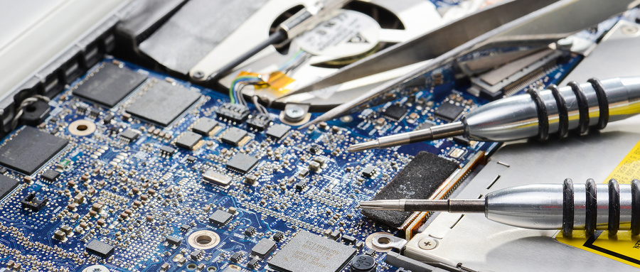 男生學飛機機電設備維修專業吃香嗎?