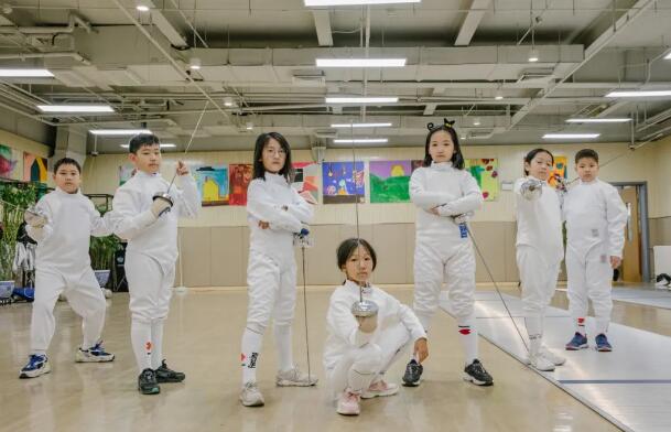 青苗學(xué)校常營(yíng)校區(qū)擊劍