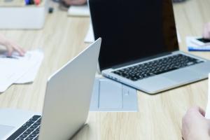 信陽(yáng)職業(yè)技術(shù)學(xué)院2025年高職單招考試公告