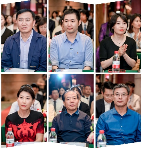 北京市中關村外國語學校首屆高中英語特色班畢業(yè)典禮