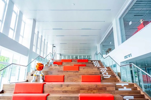 君誠(chéng)國(guó)際雙語(yǔ)學(xué)校開學(xué)