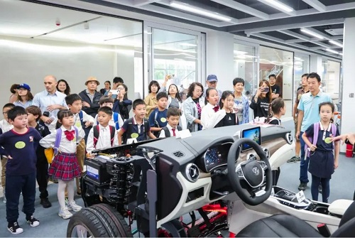 君誠(chéng)國(guó)際雙語(yǔ)學(xué)校開學(xué)