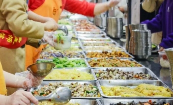 北京市中關村外國語學校食堂