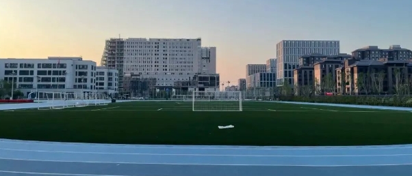 北京第一實驗學校