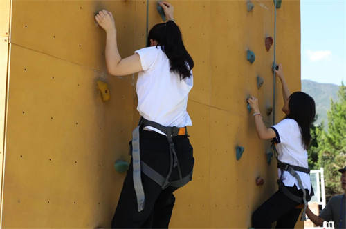 北外ICC戶外拓展課程——生存島探險