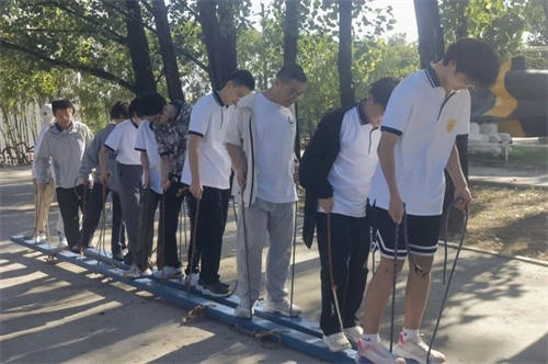 北外ICC戶外拓展課程——生存島探險