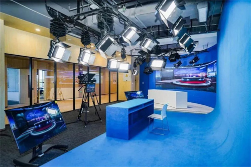 海南英雅盛彼德學校