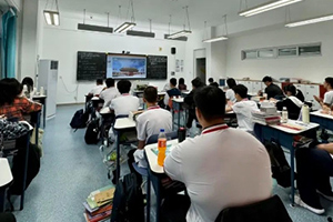 北京懷柔索蘭諾中學2024-2025學年度第一學期第2周升旗儀式!