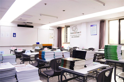 北外同文外國語學校春季0.5項目招生簡章