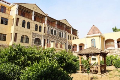 北京懷柔索蘭諾中學屬于懷柔哪個學區？可以招外區學生嗎？