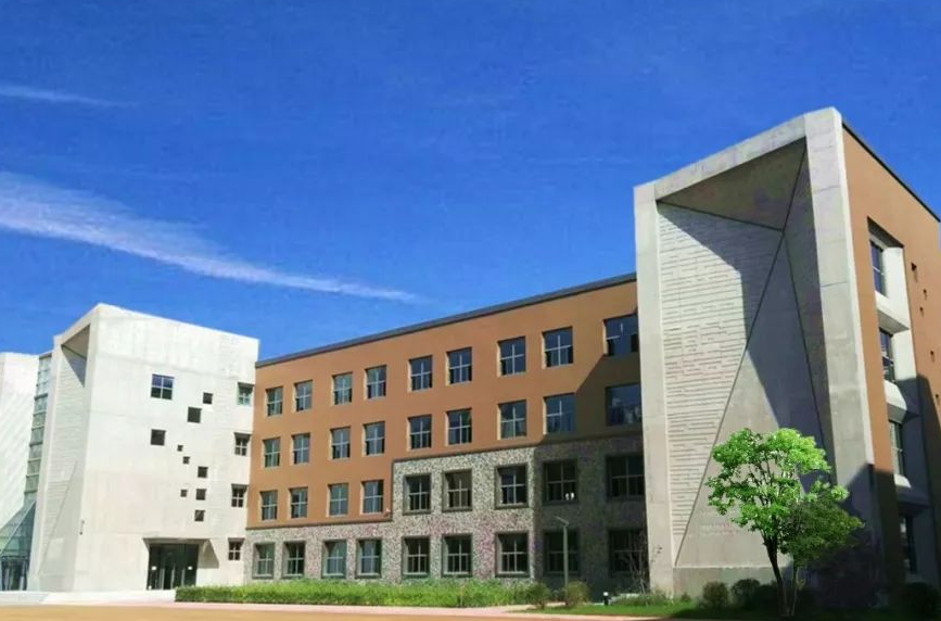 鞍山新世紀實驗學校